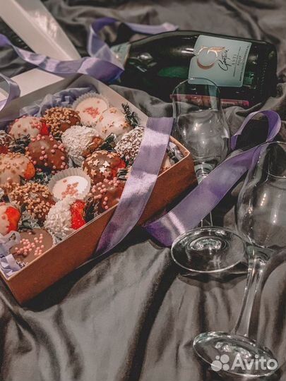 Клубничные букеты