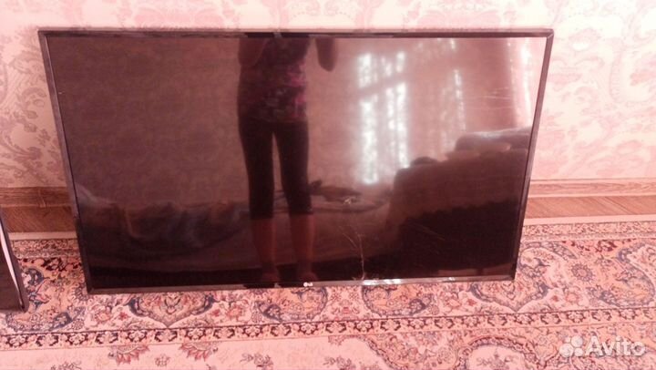 Телевизор на запчасти