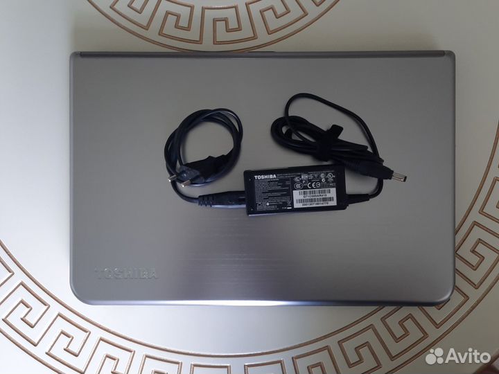 Ноутбук Toshiba Satellite U50D-A-L5M