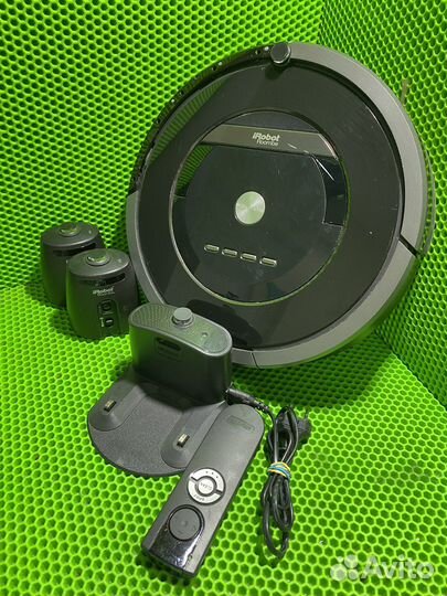 Робот-пылесос iRobot Roomba 880