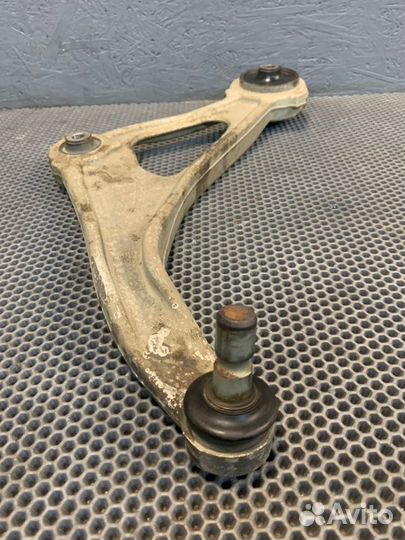 Рычаг подвески передний левый Nissan Teana L33