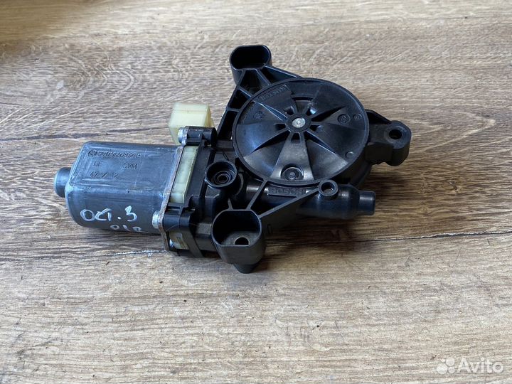 Skoda octavia а7 мотор стеклоподъёмника передний R