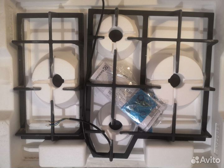 Газовая варочная поверхность новая