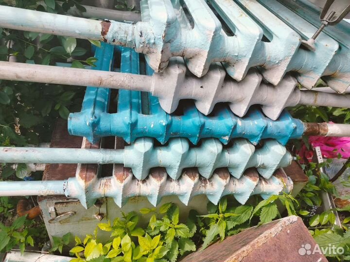 Радиатор отопления чугунный