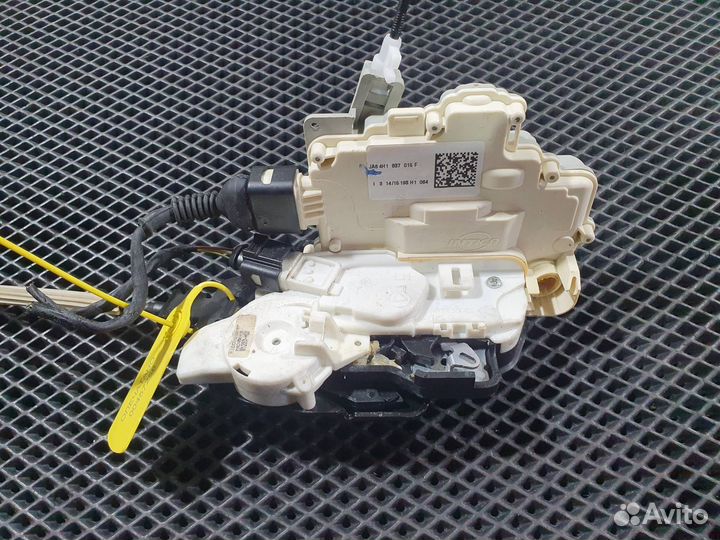 Замок двери передней левой, Audi A8 D4/4H 2015