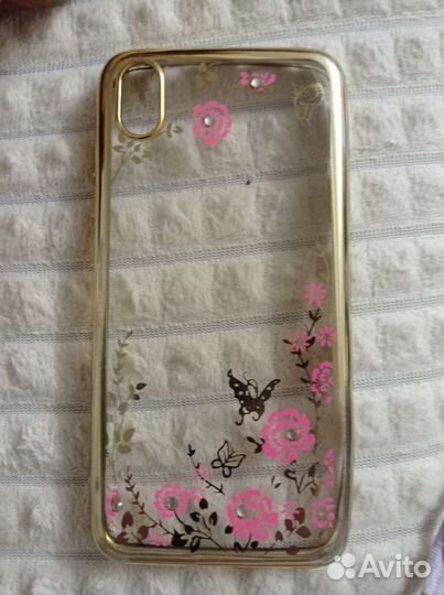 Чехол на телефон