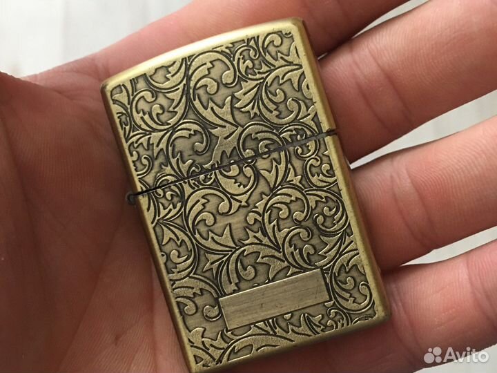 Зажигалка бензиновая