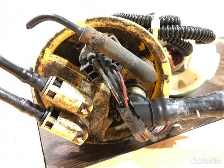 Насос топливный Land Rover Range Rover Sport L320