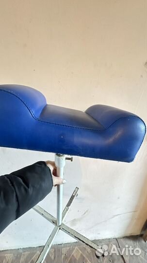 Маникюрный стол