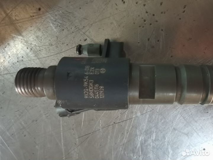 Форсунка топливная Land Rover Discovery IV 306DT