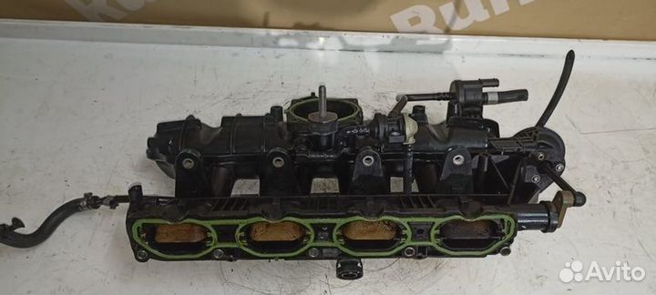 Коллектор впускной Audi A4 B8 CDH