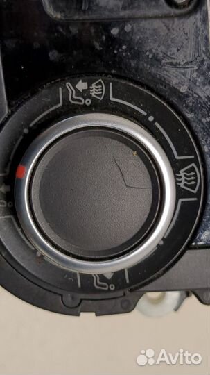 Переключатель отопителя Volkswagen Tiguan, 2011