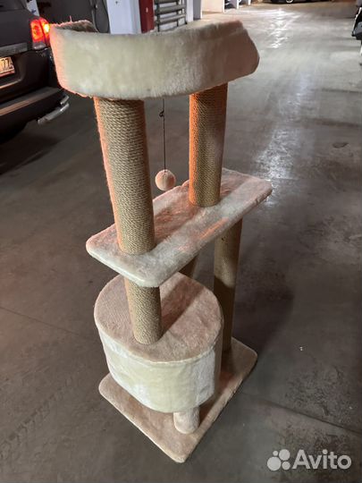Домик для кошки, многоэтажный с когтеточкой