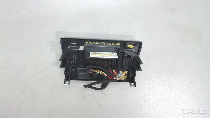 Переключатель отопителя Audi Q3, 2012