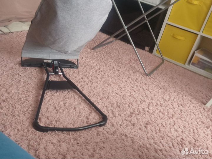 Шезлонг для новорожденных новый