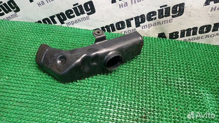 Патрубок воздушного фильтра Toyota Camry SV41