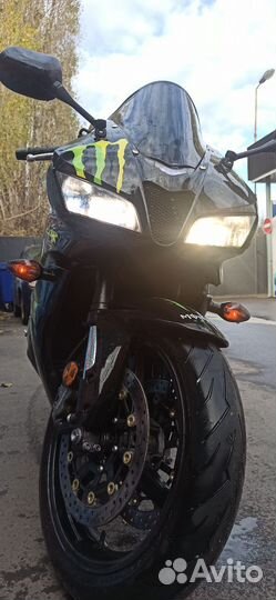 Honda CBR600RR 2011 год