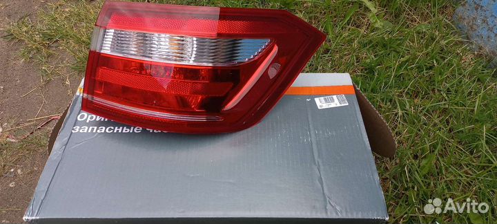Продам фонарь задний правый лада веста б/у