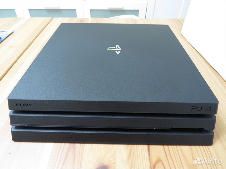 Sony Playstation 4 Pro ревизия 3