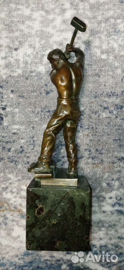 Бронзовая статуэтка 20 век. Юлиус Шмидт-Феллинг
