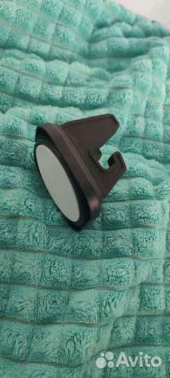 Подставка для телефона в машину