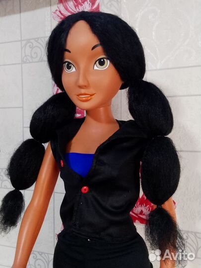 Большая кукла фирмы Simba Жасмин