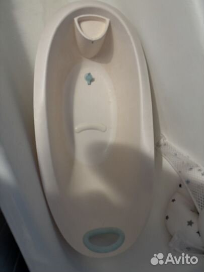 Ванночка для купания новорожденного