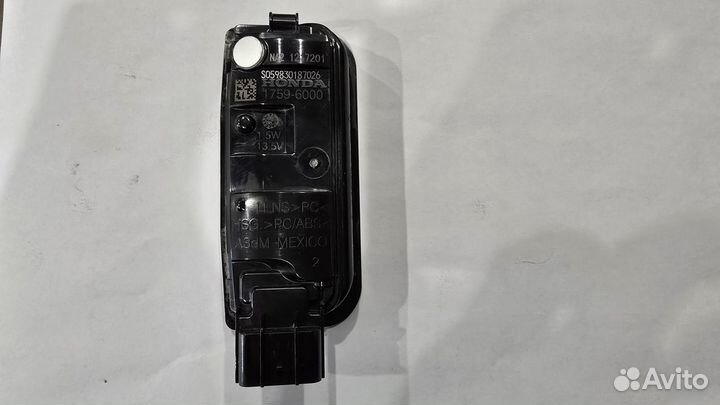 Кнопка двери багажника Honda Cr-V 5 17596000