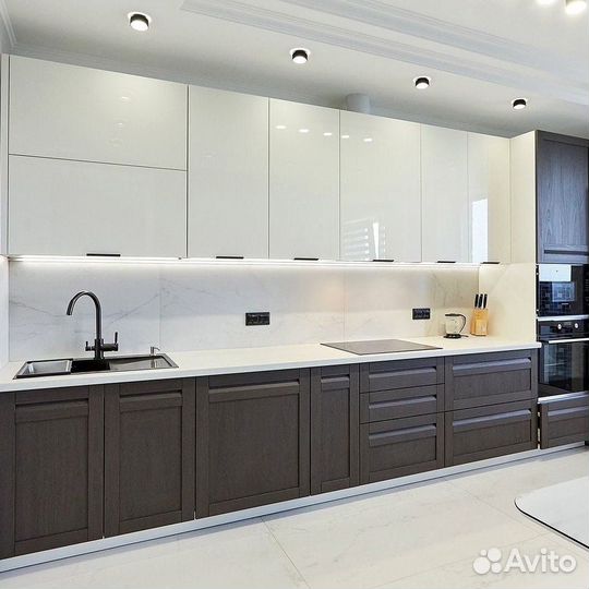 Прямой кухонный гарнитур 