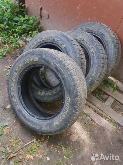 Cooper Discoverer M+S 235/65 R17