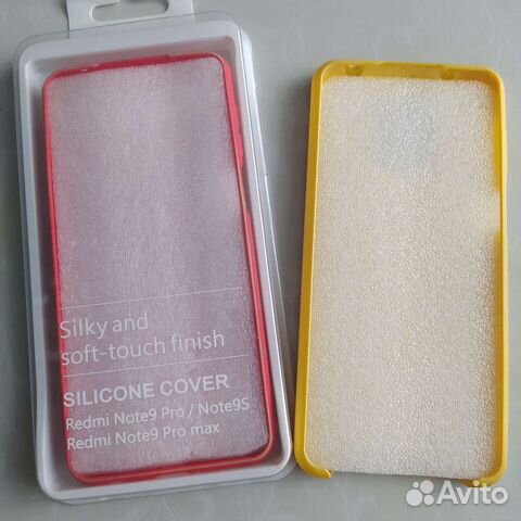 Чехлы на смартфон