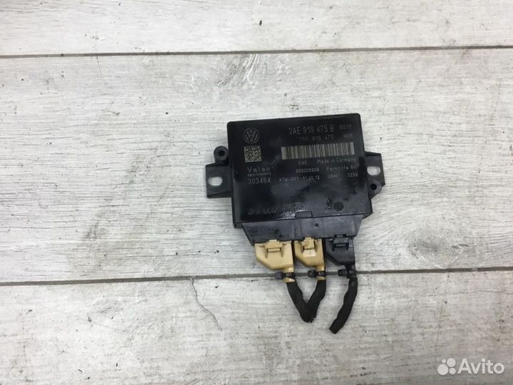 Блок управления парктроником Volkswagen Passat