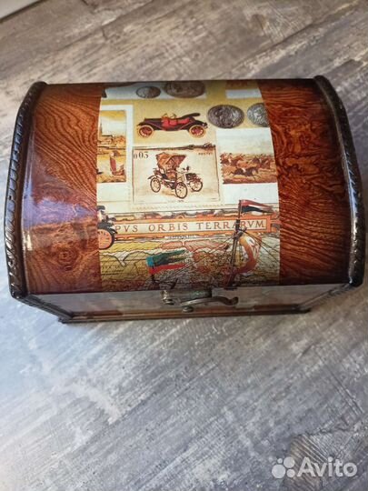 Ящик деревянный подарочный