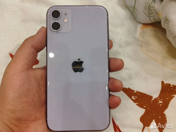 Телефон iPhone 11 128 gb