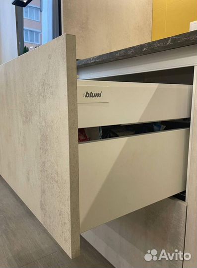 Кухонный гарнитур угловой