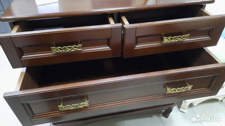 Комод из массива ясеня