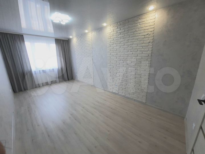 2-к. квартира, 56 м², 7/18 эт.