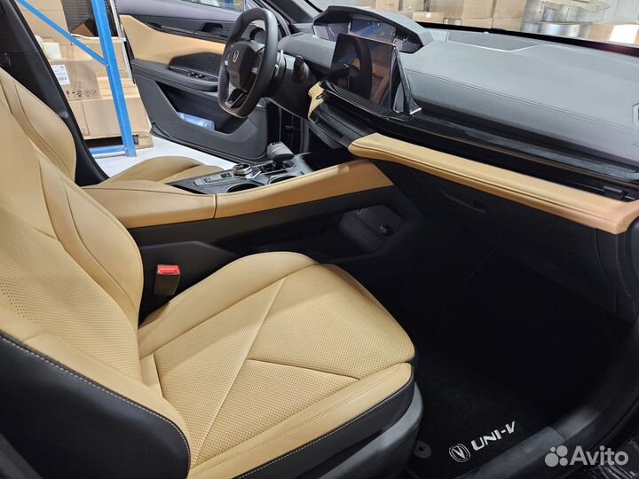 Changan UNI-V 1.5 AMT, 2022, 30 000 км