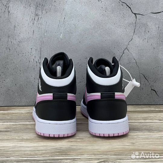 Кроссовки Nike Air Jordan 1 Mid Размеры 36-40