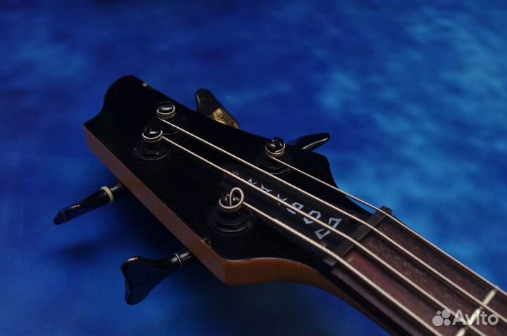 Бас-гитара Cobran SVB-SPL. Japan