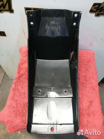 Щиток сова, зид курьер