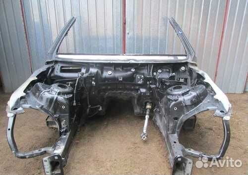 Перед w221 S-class Mercedes