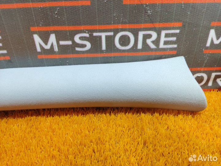 Обшивка стойки передняя правая Mercedes-Benz