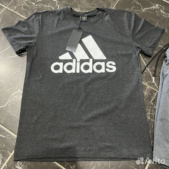 Спортивный костюм Adidas