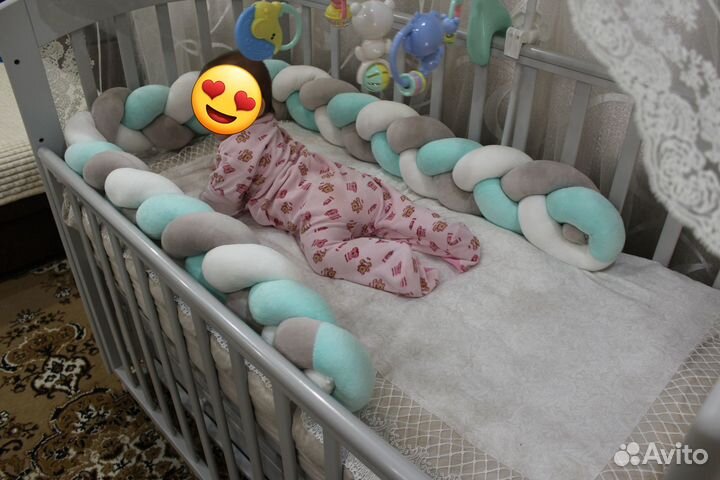 Бортик косичка в кроватку