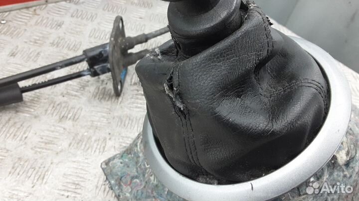 Кулиса Fiat Sedici 2006