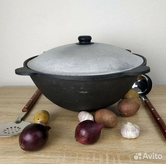 Казан чугунный узбекский с крышкой для плова