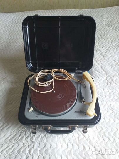 Электропроигрыватель 