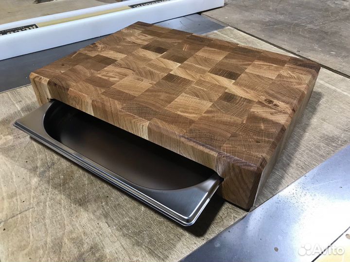 Торцевая разделочная доска с гастроемкостью