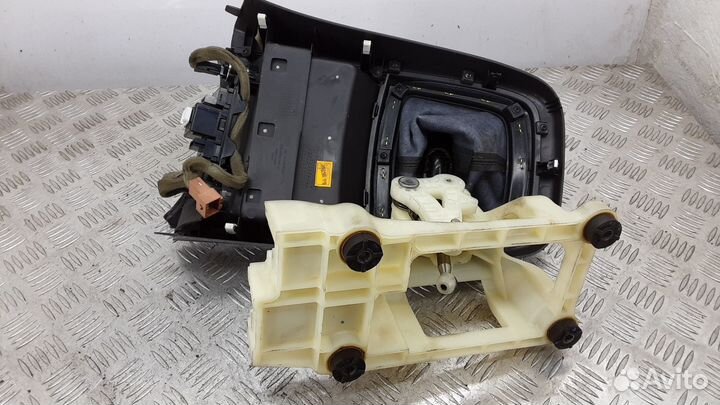 Кулиса Hyundai Santa Fe 2 (CM) 2010 437312B000